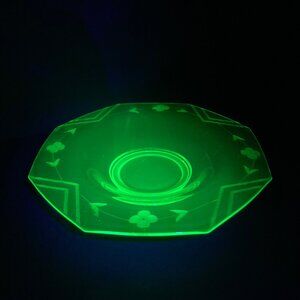 Large Green Depression Glass Uranium Bowl With Floral Chevron Etching 13"